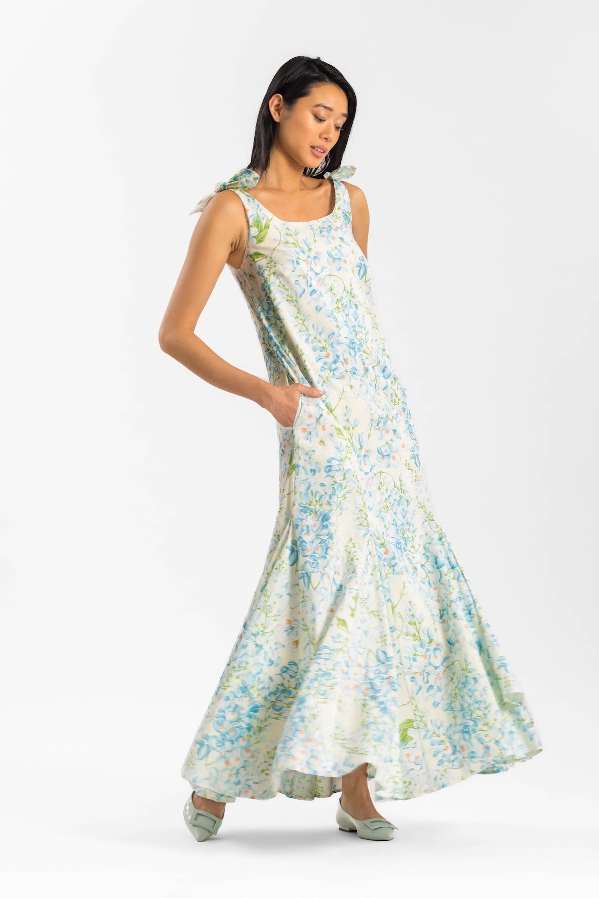 Ashley Blue Wisteria Floral Maxi Dress
